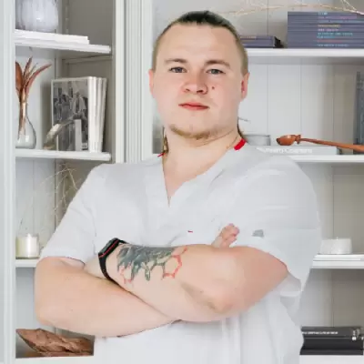 доктор Лопин Николай Николаевич фельдшер клиники «Санати» в Сальске